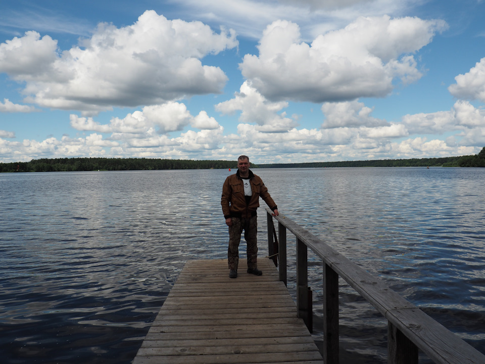 Отдых белый городок. Белый городок Волга. Белый городок Тверская область. Белый городок фото. Боцман белый городок.