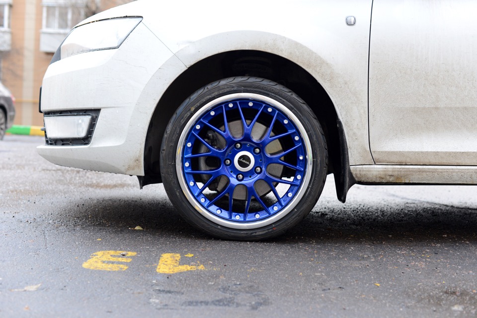 25 17 обои. 25/17 эмблема группы. Фото солиста самая вышка райм. 25/17 эмблема группы. Мелодрама где детей перепутали в роддоме.