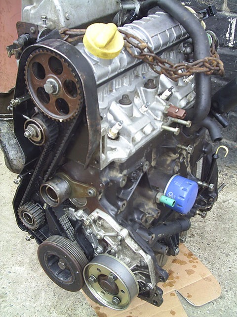 Renault f3r. Двигатель f3r Рено. F3r272. Мотор Рено ф3р 272.