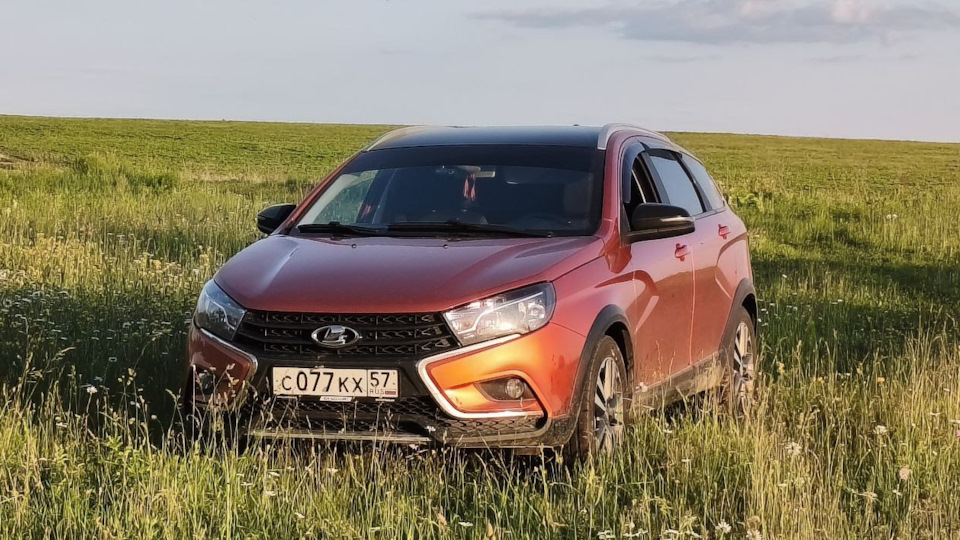 Lada Vesta SW Cross CVT