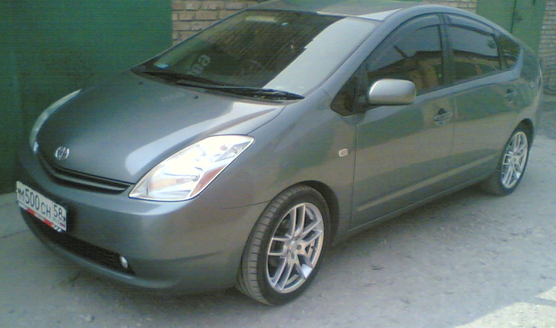     Toyota Prius 15 2005 