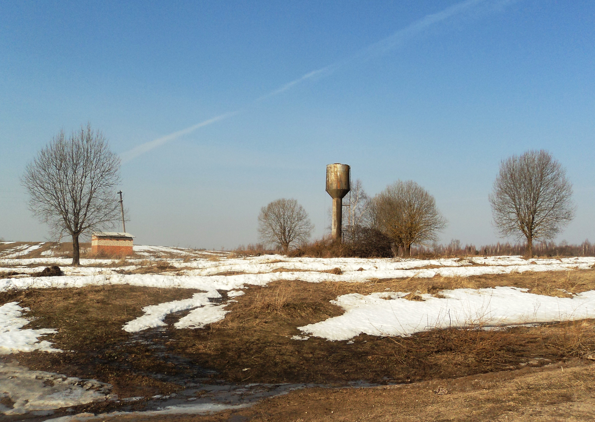 Как же тихо на земле, на озере, на небе, и в этом величественном ...