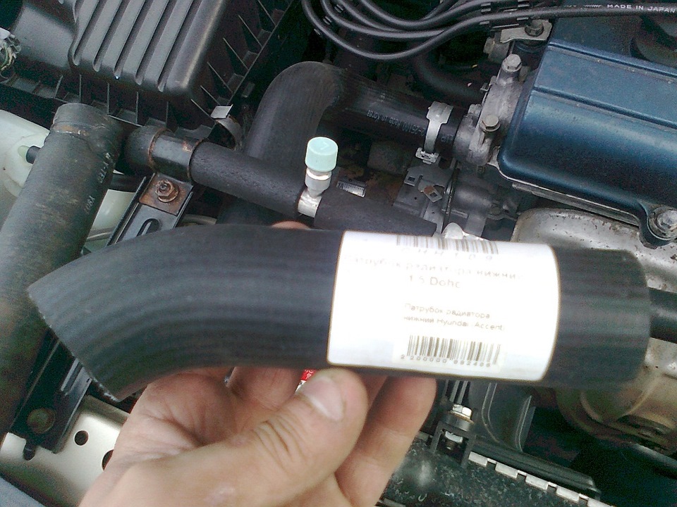 Лопнул верхний патрубок радиатора — выход прост! — Honda CR-V (RD1, RD2 ...