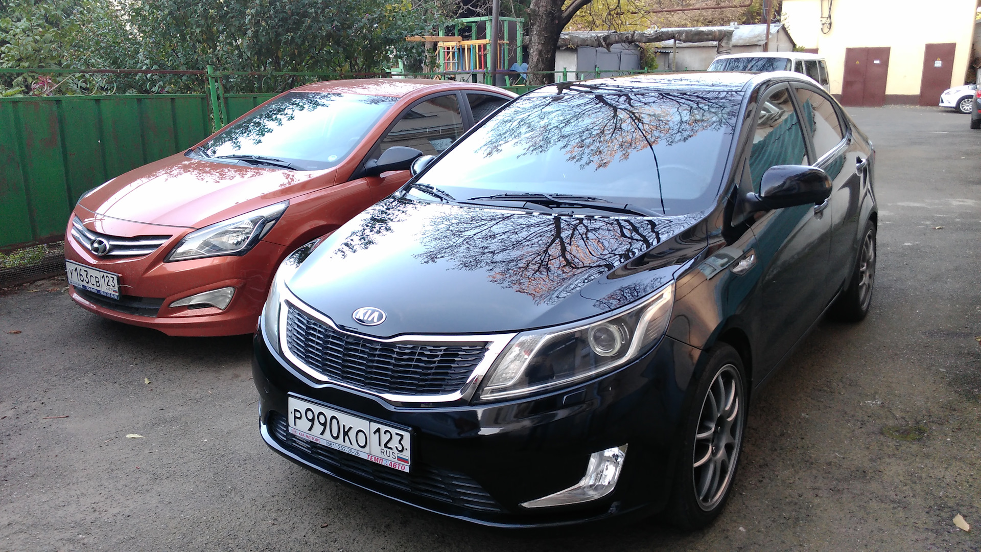 Kia Rio VS Hyundai Solaris — KIA Rio (3G), 1,4 л, 2013 года | стайлинг |  DRIVE2