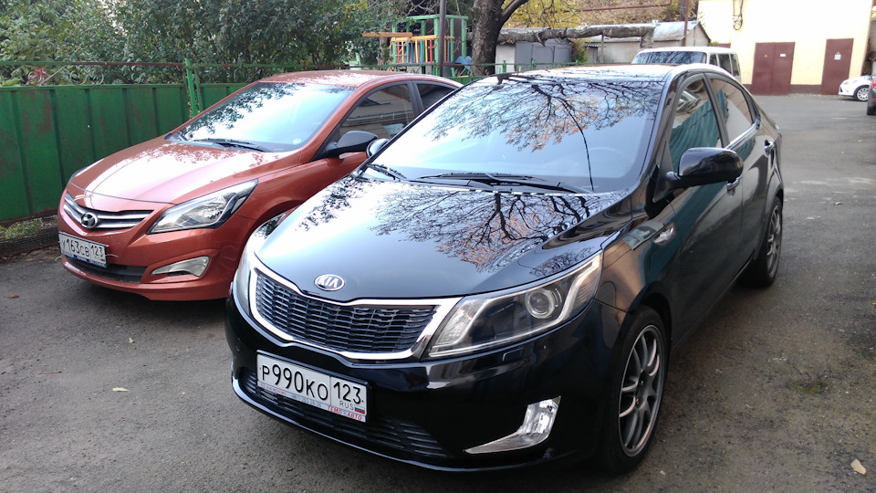 Kia Rio VS Hyundai Solaris — KIA Rio (3G), 1,4 л, 2013 года | стайлинг ...