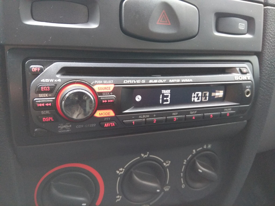 Замена автомагнитолы — Renault Symbol, 1,4 л, 2008 года | автозвук | DRIVE2