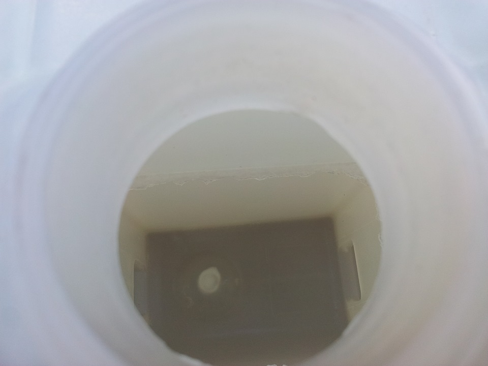 Расширительный бачок от Приоры — Lada 21103, 1,5 л, 2003 года | своими ...