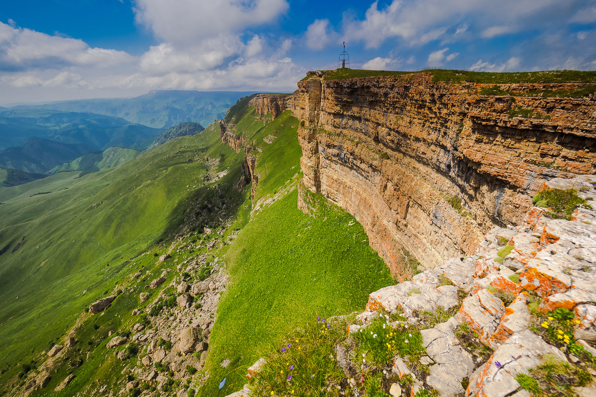 Большой кавказский каньон плато Бермамыт