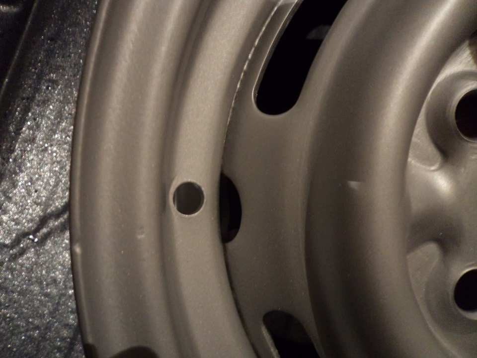 Заводские штампы + М-145 резина = Очередной небюдGET. — Москвич 2140, 1 ...