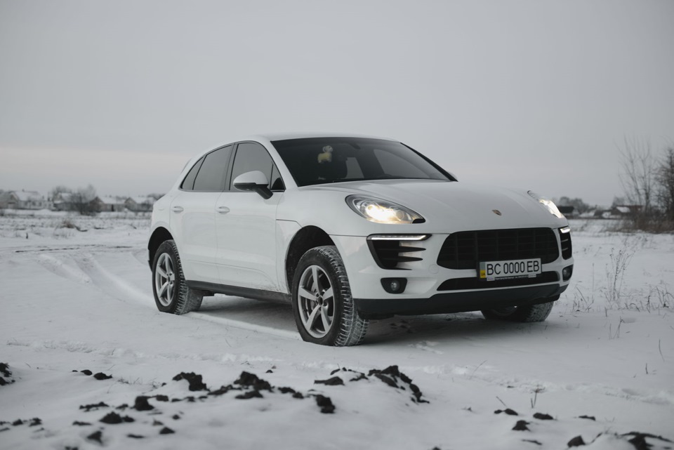 Макан саранск. Porsche Macan off Road. Порше Макан off Road. Село Макан.