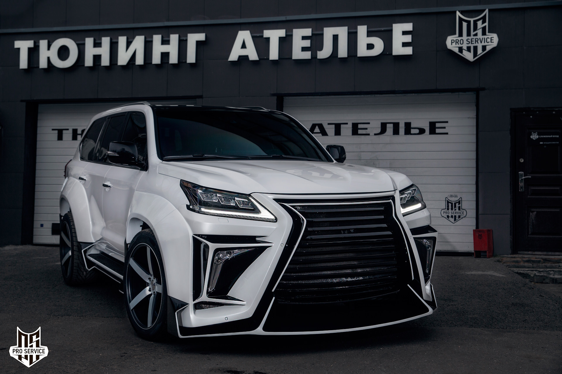 Обвес на Lexus