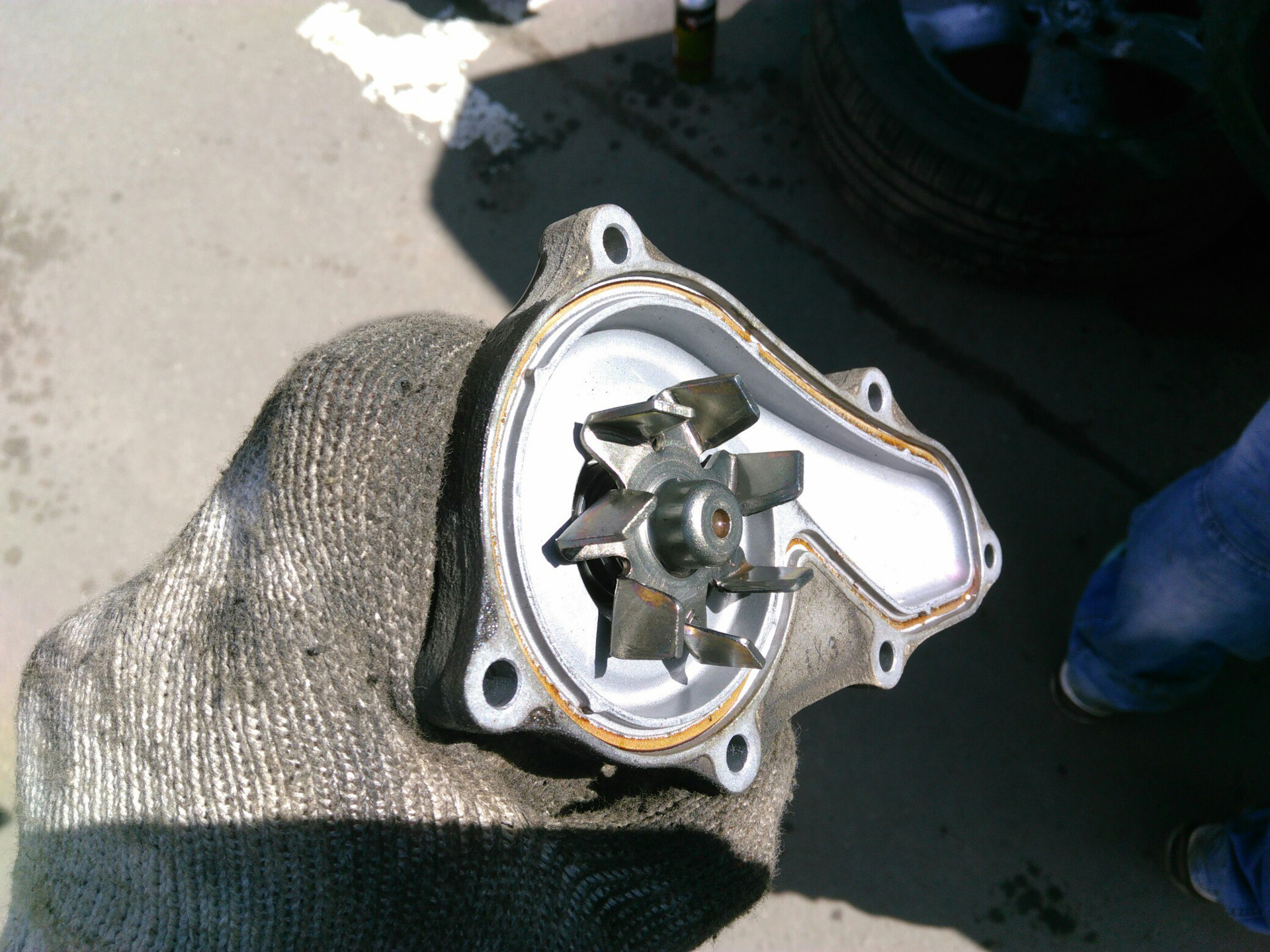 2. 3 2 замена помпы. замена помпы сааб 9-3 2. 3 2 замена помпы. 0t.