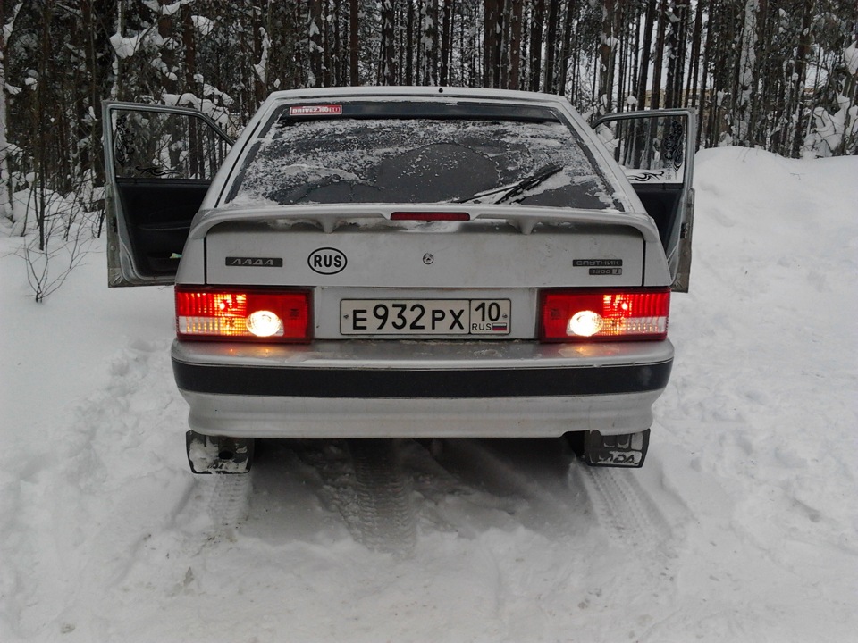 Как снять задний фонарь 2114 Задние фонари ОСВАР - Lada 2114, 1,5 л, 2004 года тюнинг DRIVE2