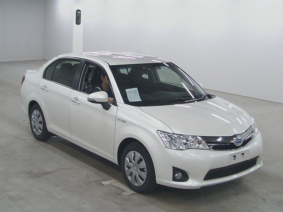 Toyota Corolla Fielder nze164