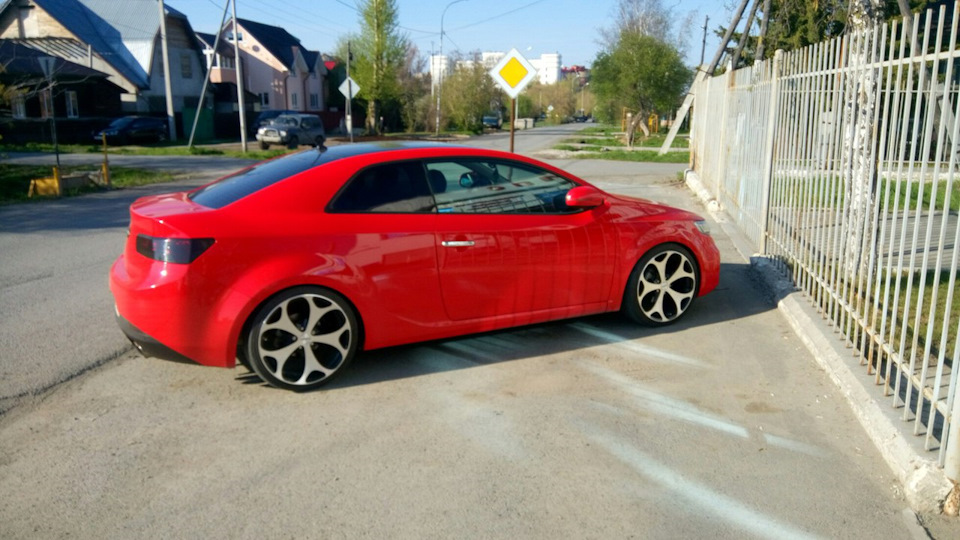 Kia Koup r19