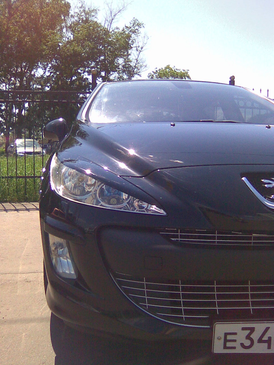 Реснички — Peugeot 308 (1G), 1,6 л, 2009 года | стайлинг | DRIVE2