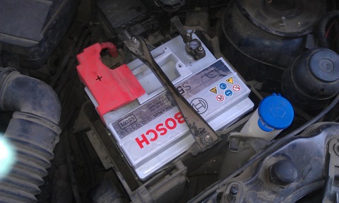 Зарядка аккумулятора автомобиля. Аккумулятор автомобильный. Запуск двигателя автомобиля. Основные неисправности аккумулятора автомобиля. Неисправности аккумуляторных батарей автомобиля.