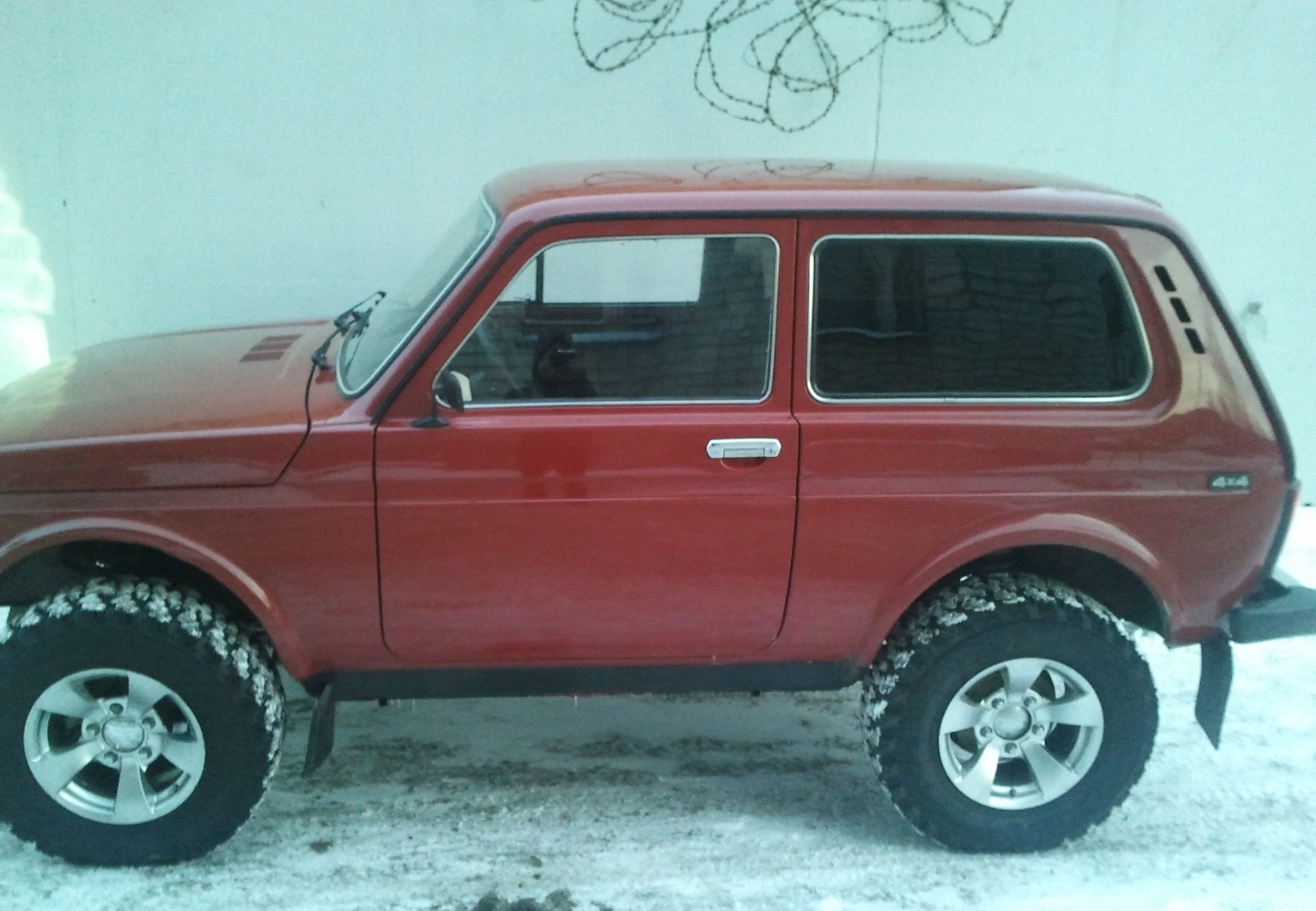 Я 569 шипы + диски ЕТ 12,5 — Lada 4x4 3D, 1,7 л, 1999 года | шины | DRIVE2