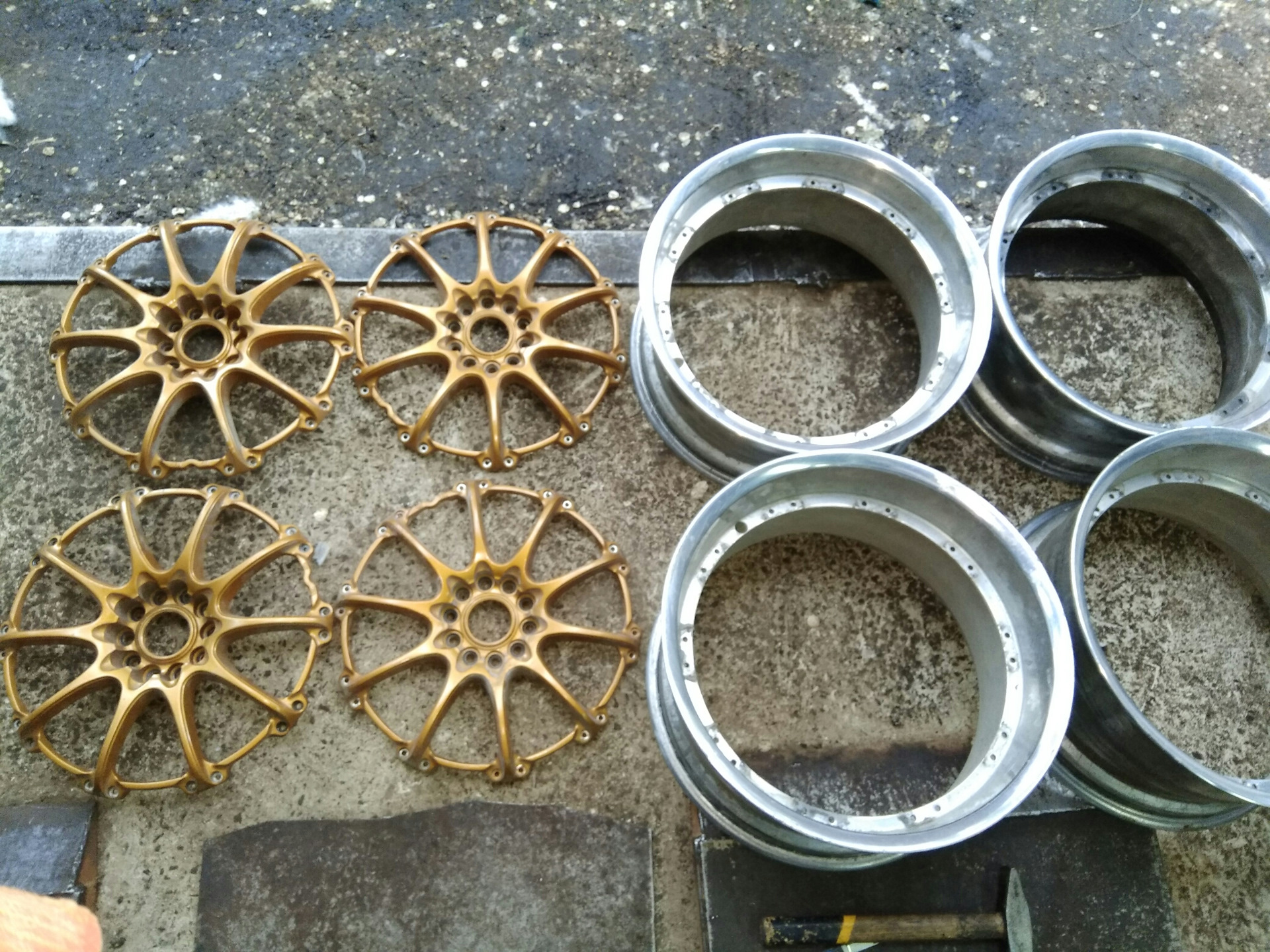 Литье на авто. Диски с разборки. Диски с разборки. Авторынок диски. Литые диски авторазборка.