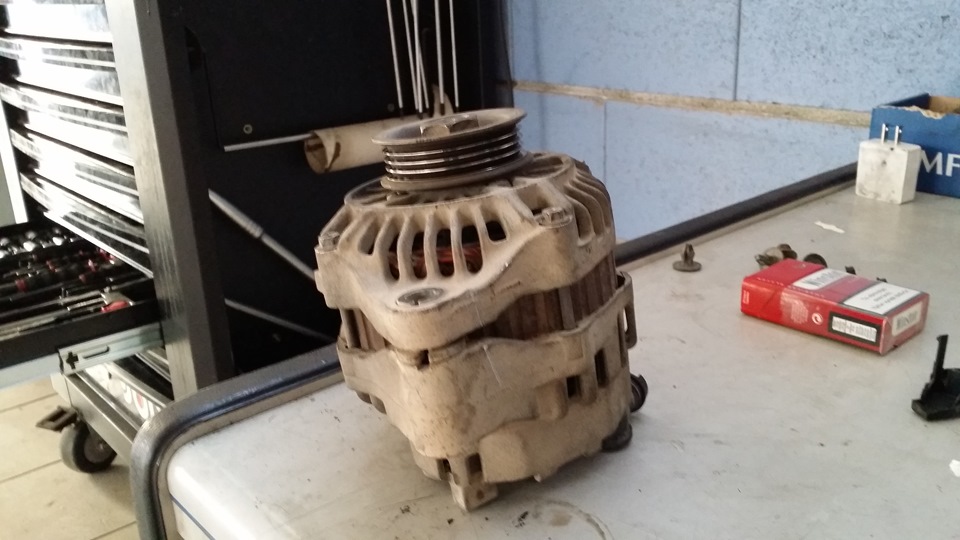 Замена подшипника на генераторе — Honda Civic (6G), 1,5 л, 1999 года ...