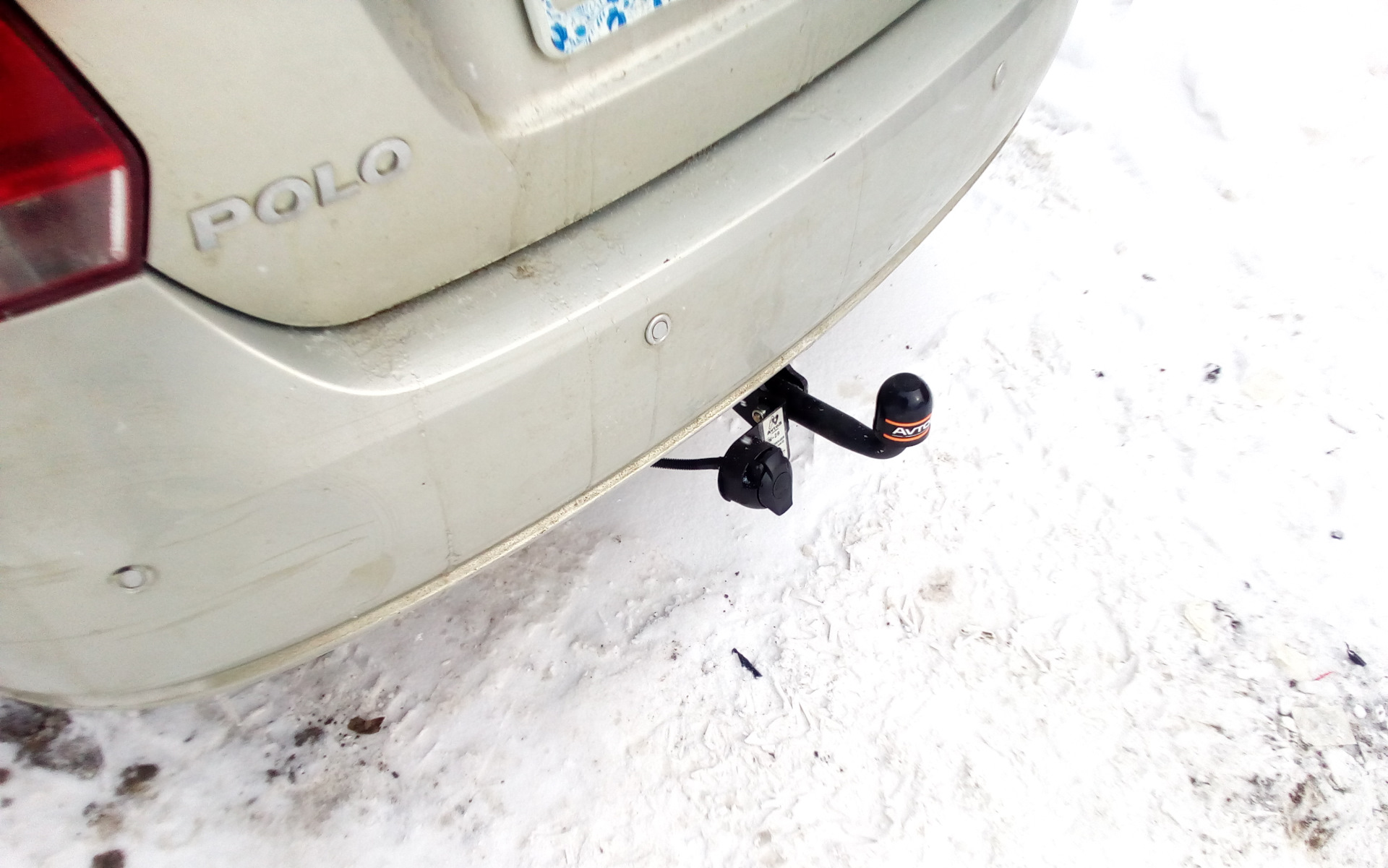 розетка для прицепа — Volkswagen Polo Sedan, 1,6 л, 2011 года ...