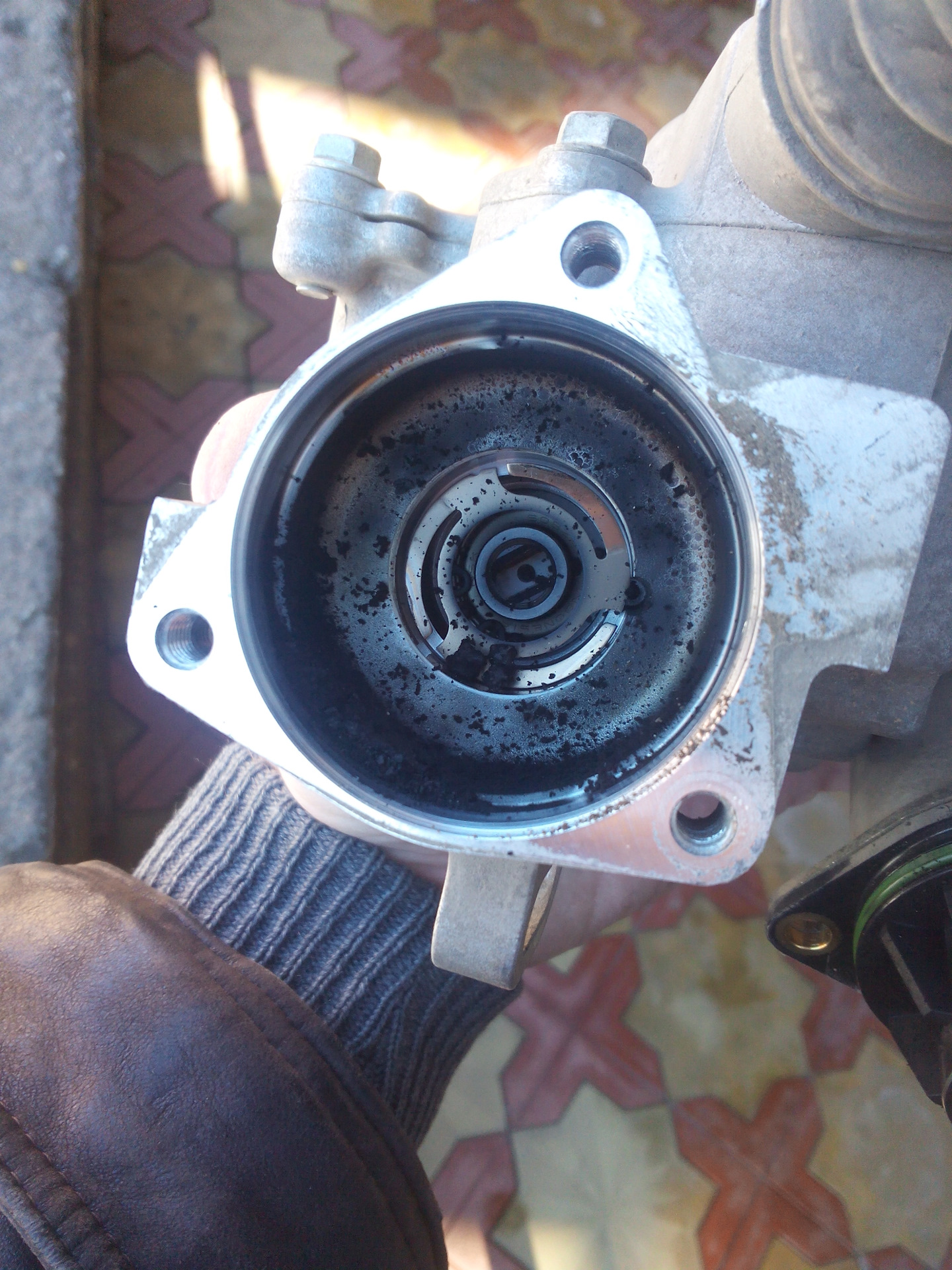 Toyota corolla 2008 мотор актуатора сцепления. как снимать тойоты актуатор. актуатор тойота королла 2008. датчик актуатора сцепления тойота королла. актуатор кпп королла.