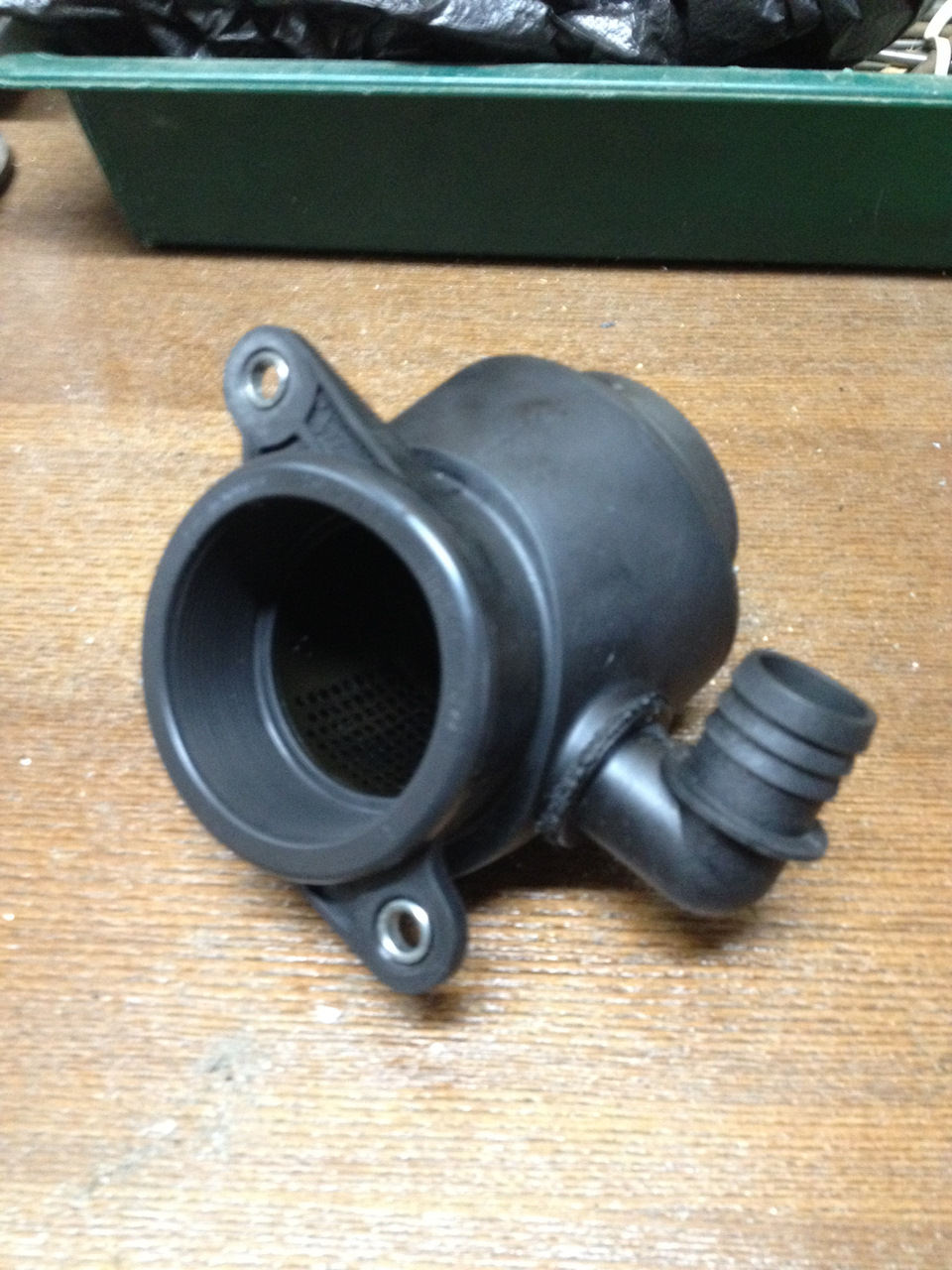 Демпфер пульсации — Volkswagen Touareg (1G), 3 л, 2007 года | своими ...