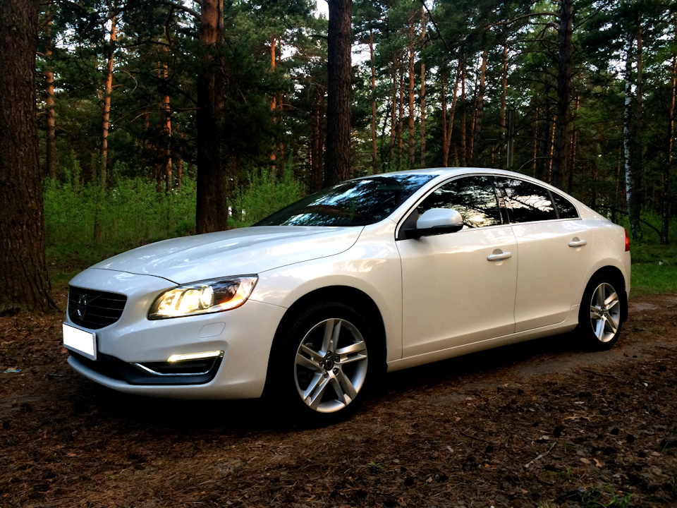 Л 2013. Volvo s60. Volvo s60 белая. Volvo s60 2.0t. Volvo s60 t4.