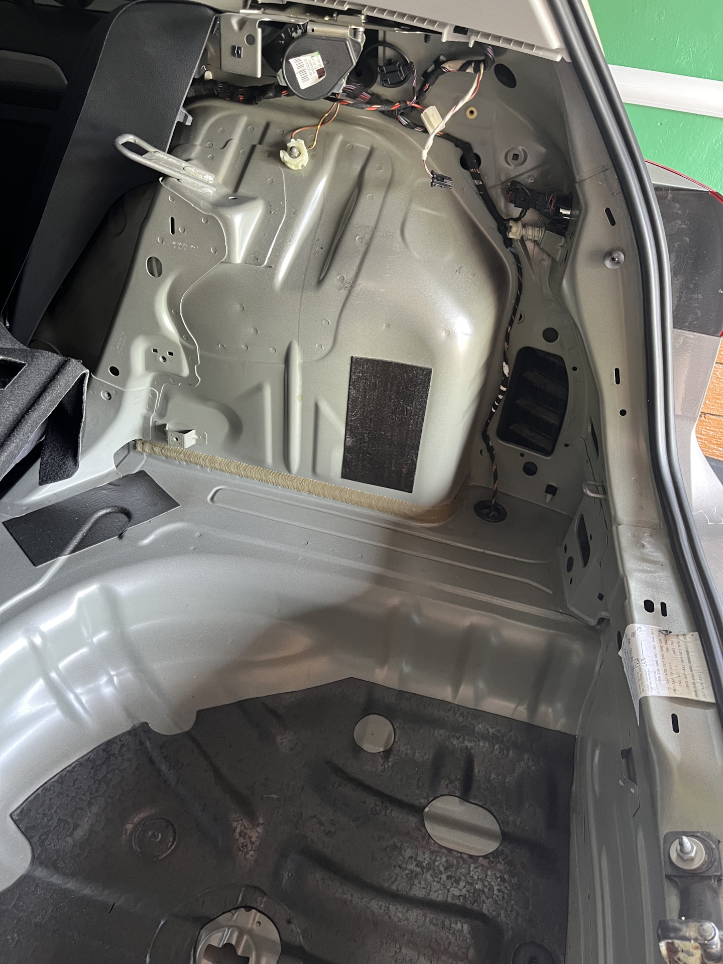 Шумка багажника — Volkswagen Golf Mk7, 1,4 л, 2014 года | аксессуары ...