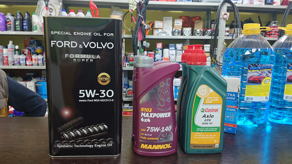 Масло ДВС и в раздатке — Ford Explorer (4G), 4 л, 2008 года | плановое ...