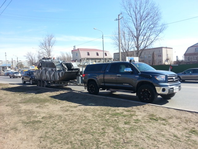 Toyota Tundra тягач