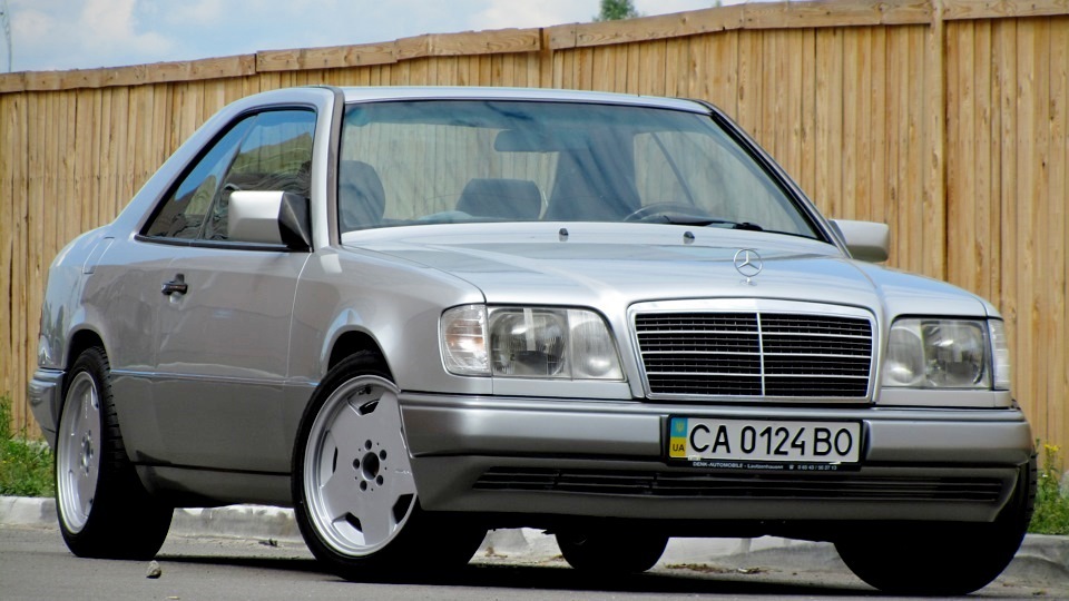 124 страница. Mercedes w124 Monoblock. Мерседес 124 на моноблоках. Mercedes w124 Coupe Monoblock. Моноблоки на Мерседес w124.