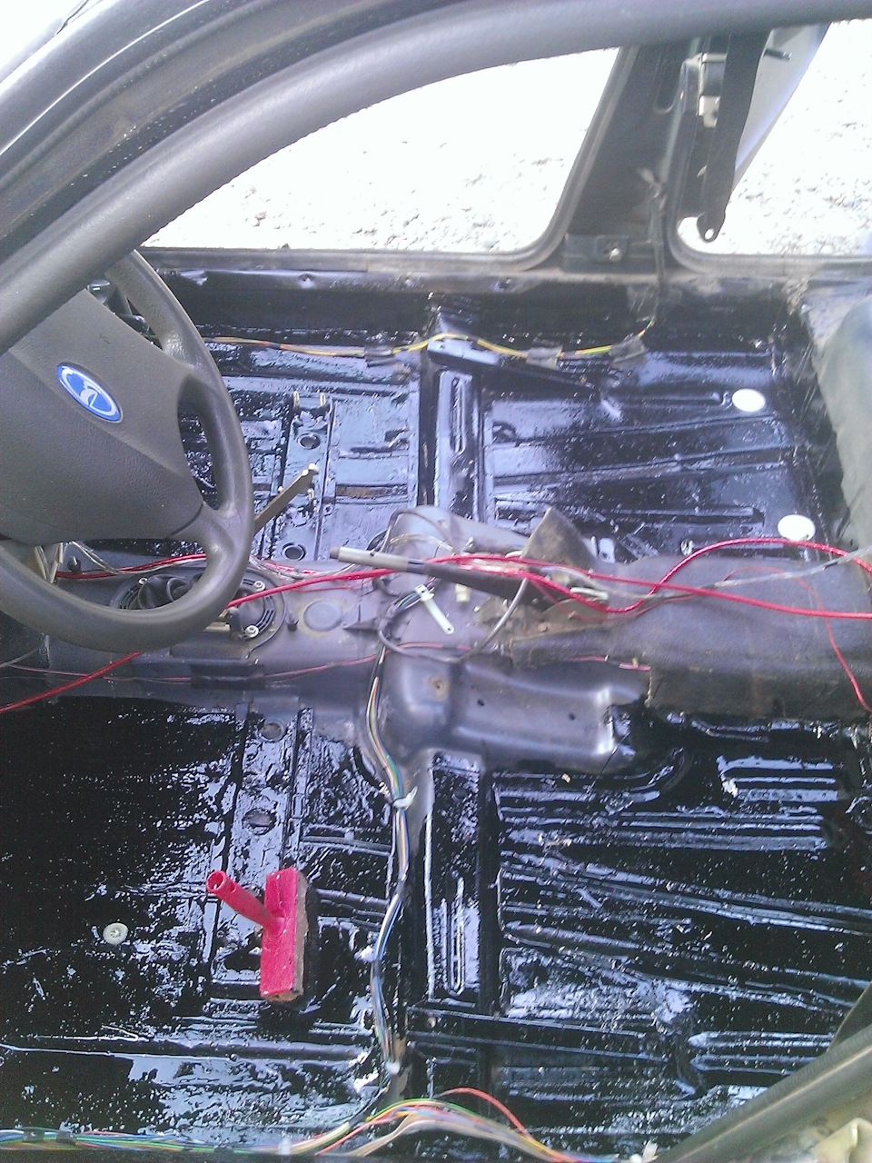 Мастика.Выходные.Антикоррозийная обработка пола салона Ч.2 — Lada 21101 ...