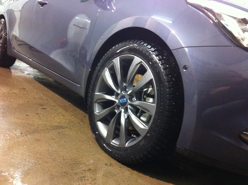 Диски, зимняя резина и боковой порез — KIA Ceed (2G), 1,6 л., 2013 года ...