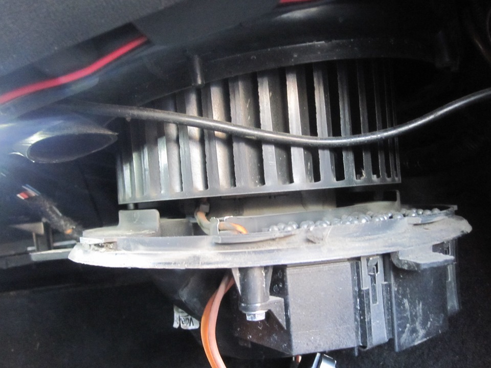 Фото в бортжурнале SEAT Leon (Mk II)