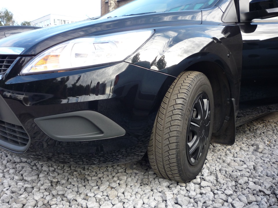 Чёрные колпаки — Ford Focus Hatchback II, 1,6 л, 2010 года | другое ...