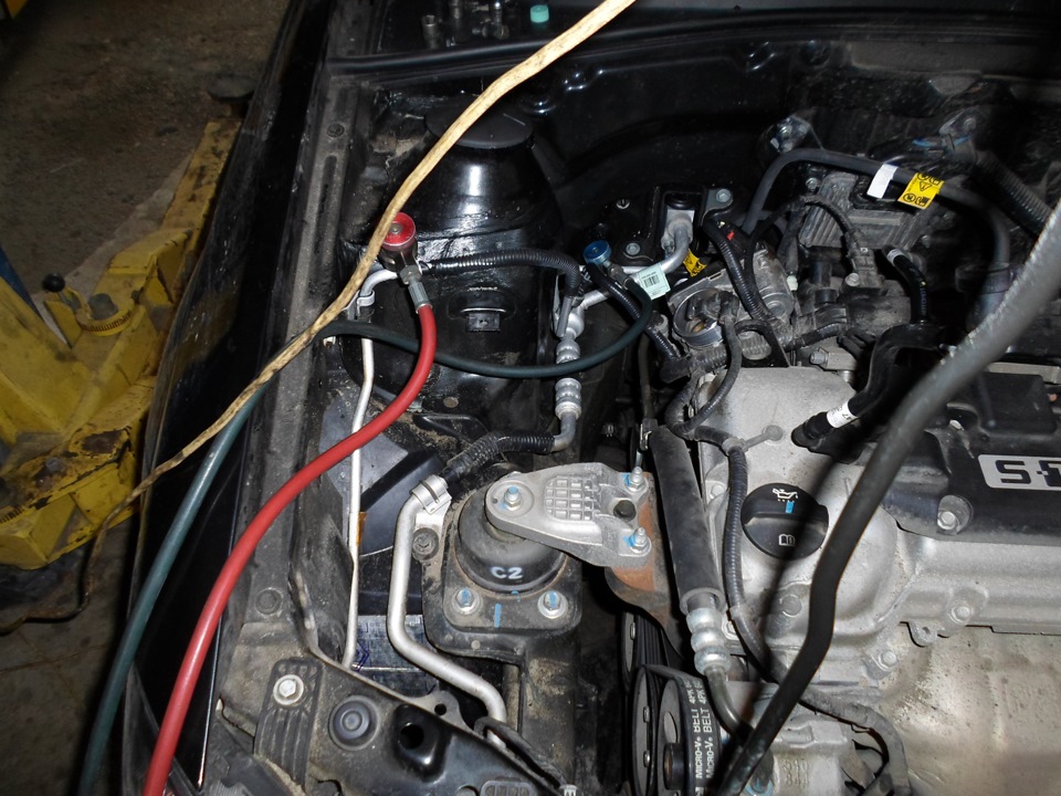 трубку поставили, заливаем-сливаем для промывки системы — Daewoo Gentra