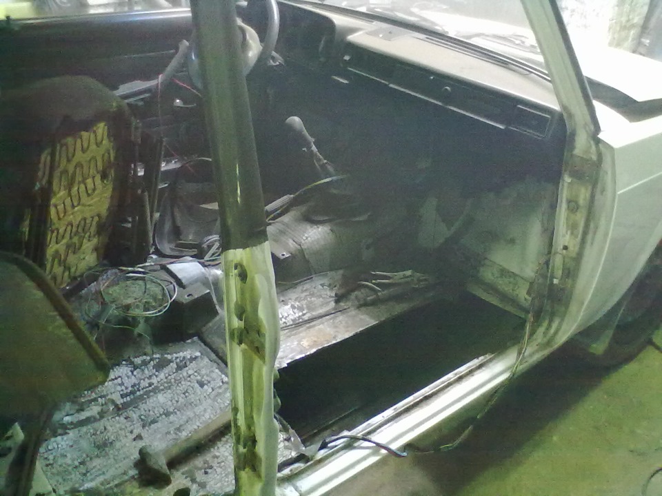 Первый кузовной ремонт в конце 2012го — Lada 21053, 1,5 л, 2003 года ...