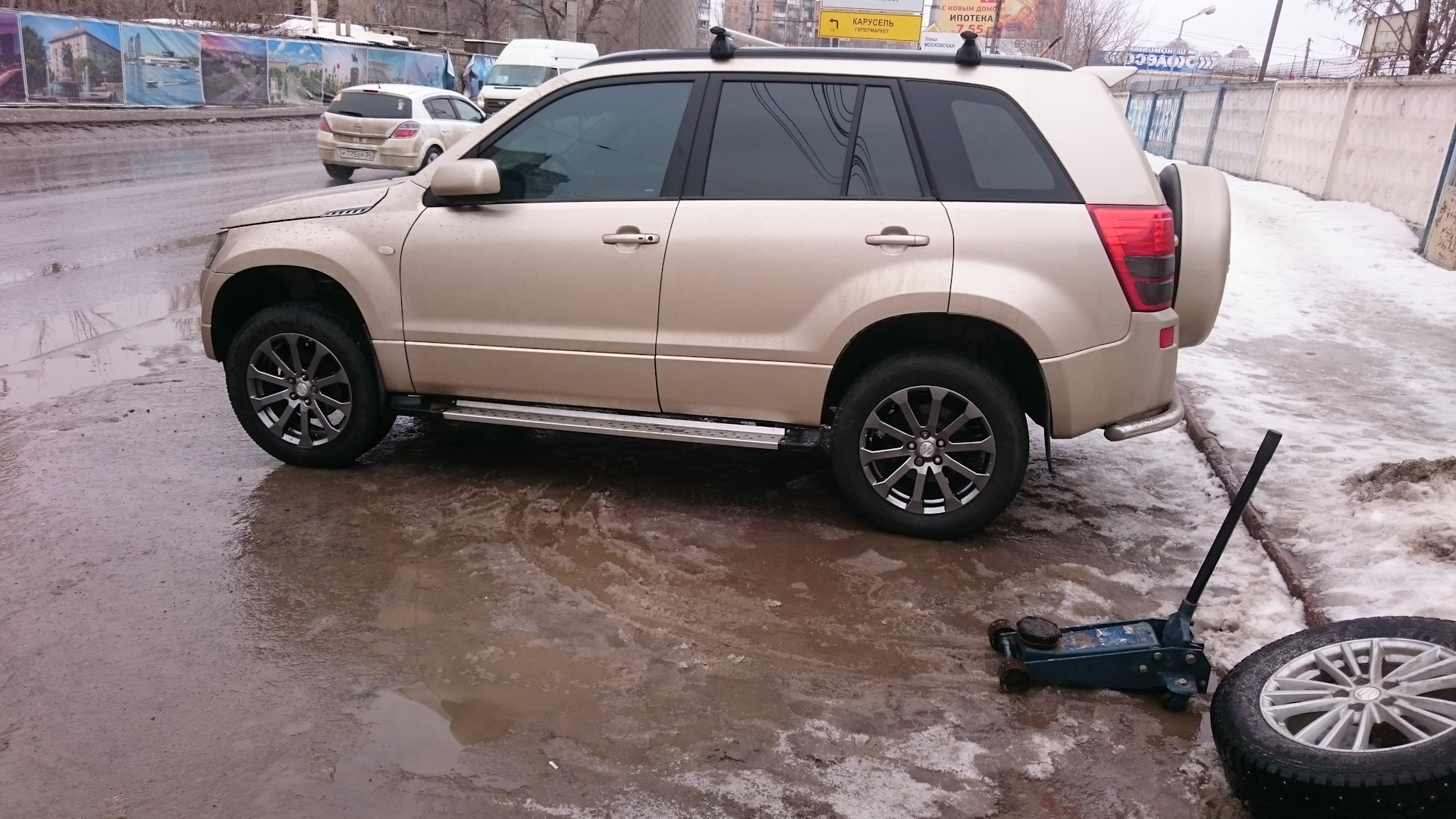 Suzuki Grand Vitara (2G) 3.2 бензиновый 2006 | 