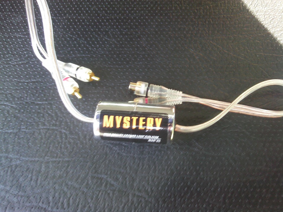 Шум "писк" в колонках. — Volkswagen Golf Mk5, 1,6 л, 2008 года ...