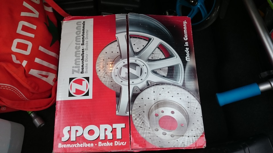 Замена тормозных дисков (часть 2) — BMW 5 series (F10), 2,5 л, 2011 ...