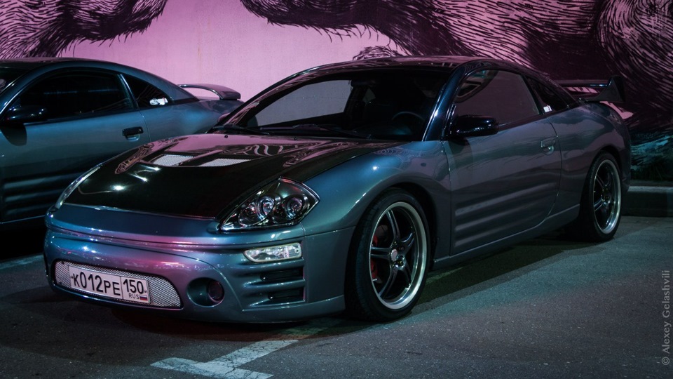 Mitsubishi Eclipse 1997 розовый