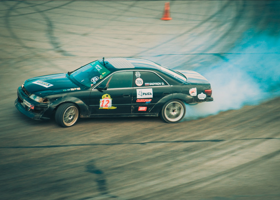 Фото в бортжурнале Toyota Mark II (100)