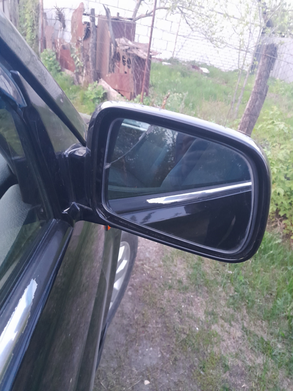 Замена зеркального элемента правого зеркала — Honda HR-V (1G), 1,6 л ...