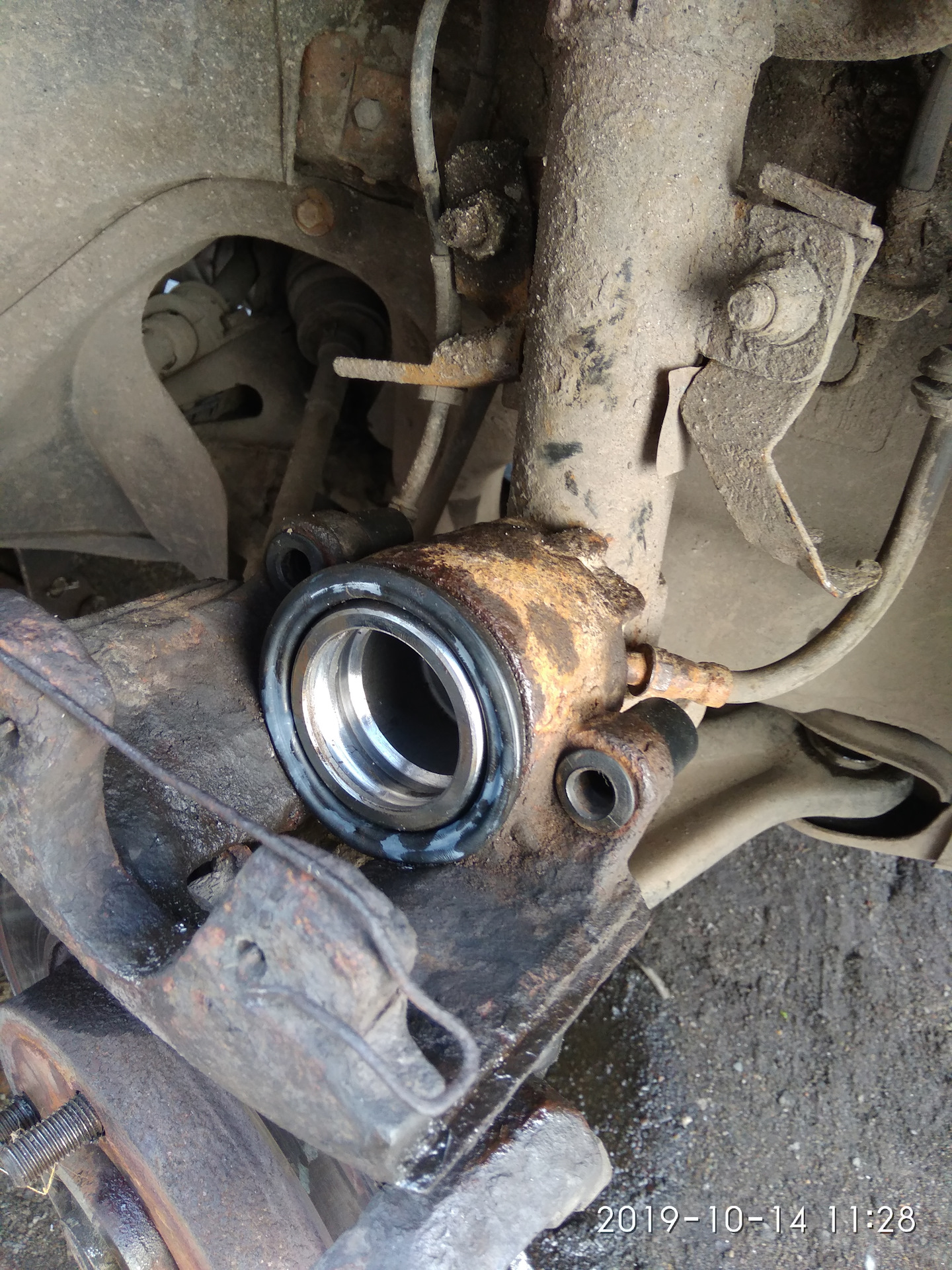 Передний суппорт ремкомплект — Ford Mondeo II, 1,8 л, 1998 года ...