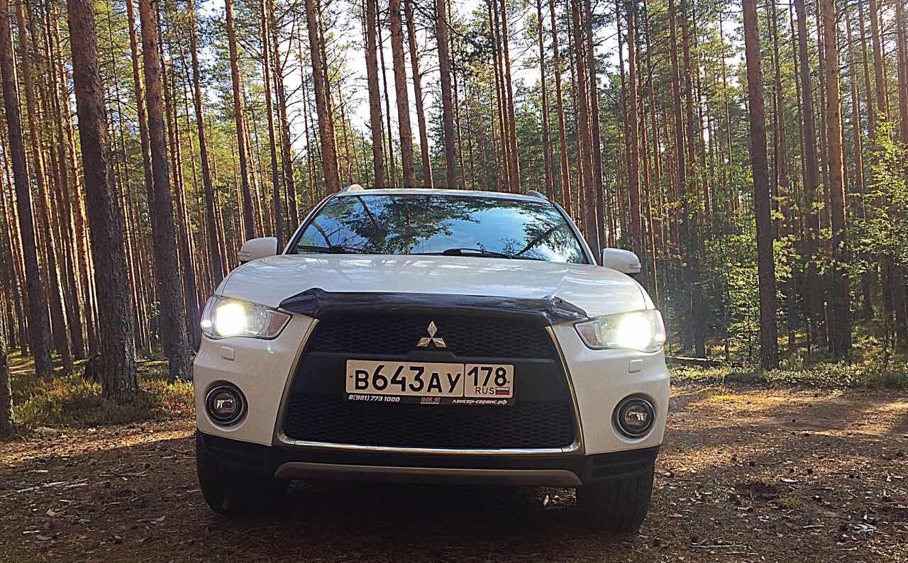 Свет митсубиси. Drive2 Mitsubishi Outlander XL диоды.