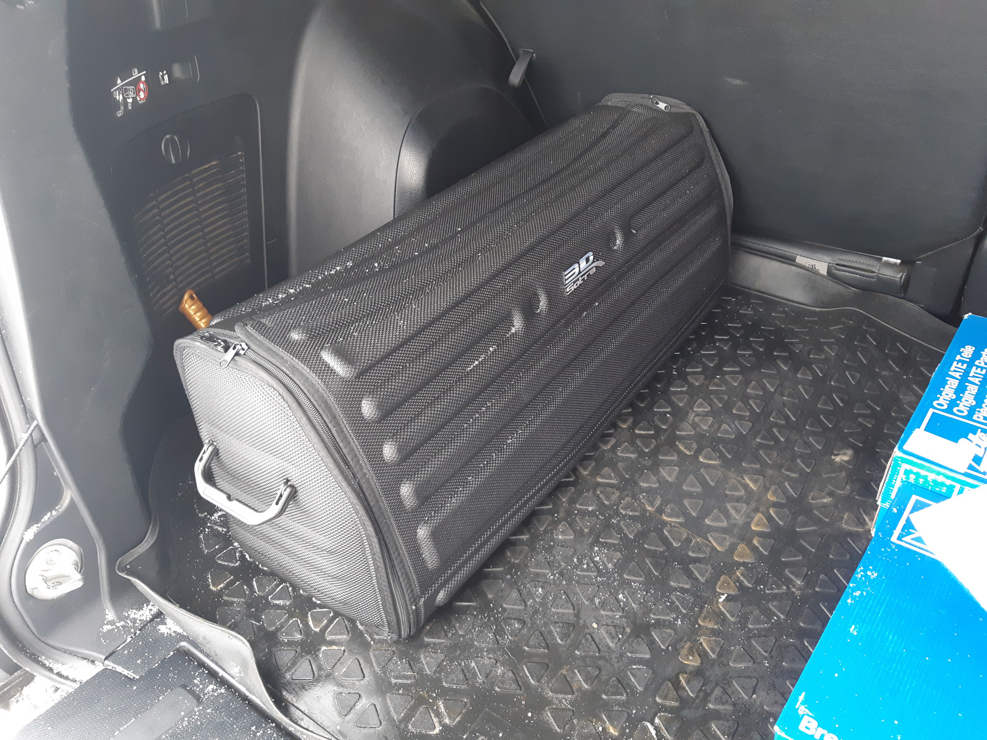 Порядок в багажнике: сумка-органайзер Sotra 3D Kagu LARGE — Mitsubishi ...