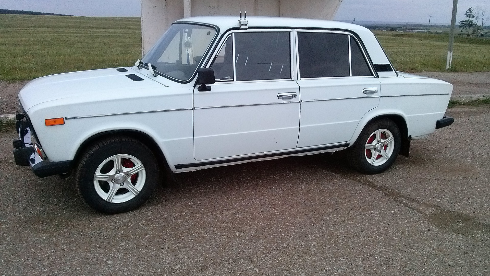 Lada 21061 1.5 бензиновый 1998 | русская 