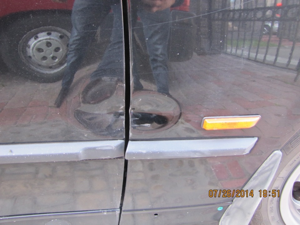 Фото в бортжурнале BMW 3 series (E36). Запчасти на фото: 262014