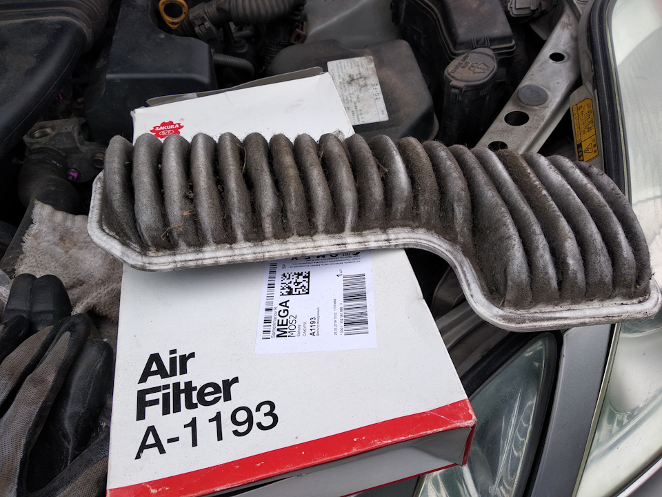 Замена скобы суппорта, стук устранен. — Toyota Mark II Blit, 2 л, 2002 ...